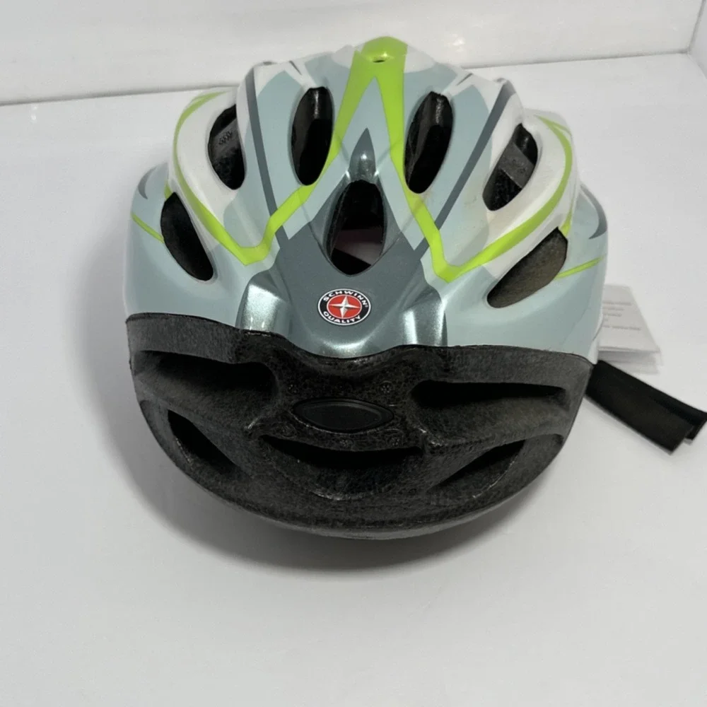 Schwinn Traveler Adjustable Fit Adult Cycling Helmet Visor White Gray Green